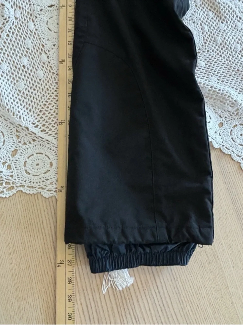 Patagonia Women's Size 8 Short Alpine Pants Snow Ski Snowboard Black - Picture 9 of 12